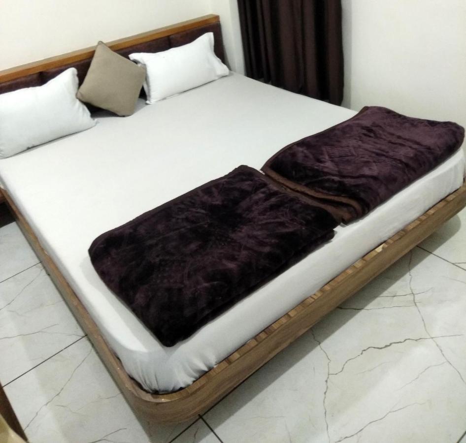 Hotel Milan Ahmedabad Eksteriør billede
